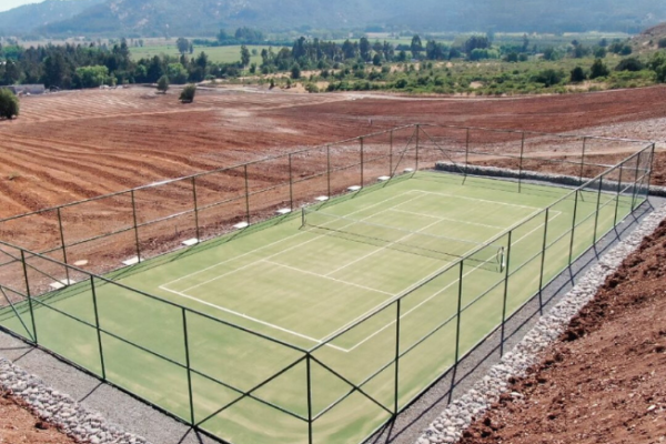 Cancha de tenis pelarco